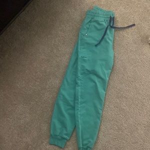 High waisted regular size small joggers